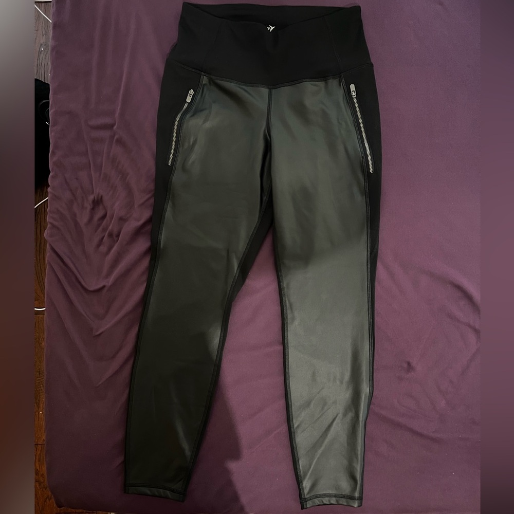 Old Navy Active Black Leggings